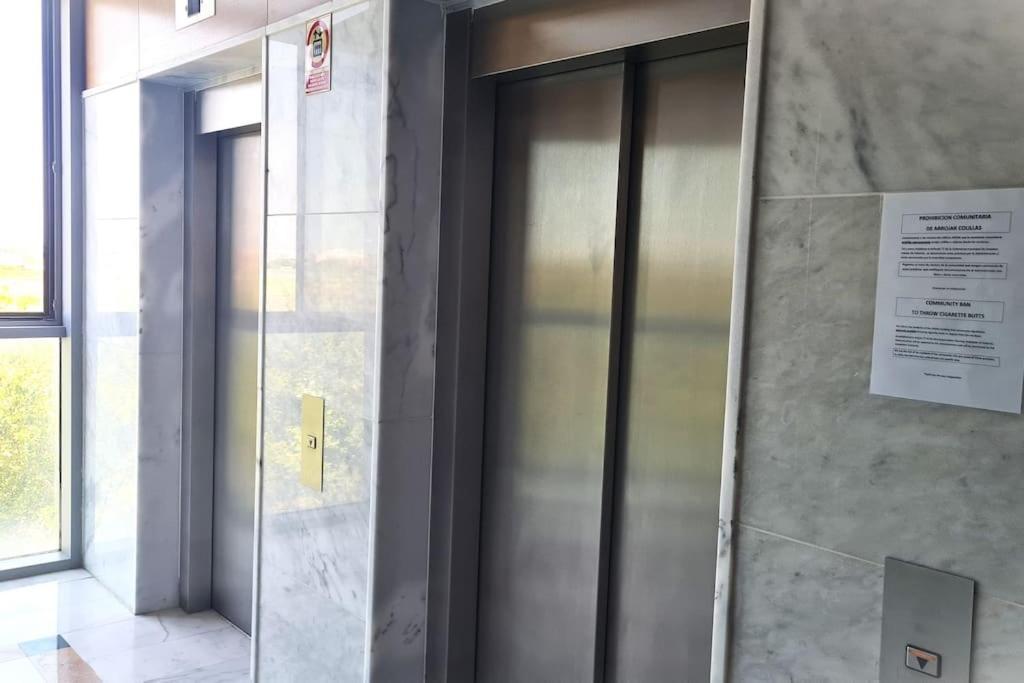 Beach Valencia Luxury E-Arenas 117 Apartment With Terrace In Edificio Arenas Bagian luar foto